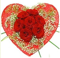 Mika kalp i�erisinde 7 adet k�rm�z� g�l Ankara �i�ek�i ma�azas�